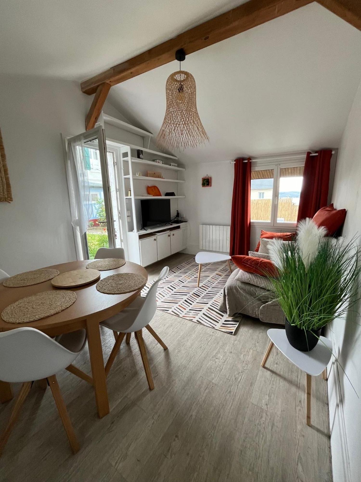 Lalyne- Maison De Charme Et Son Studio Trouville Sur Mer Eksteriør bilde